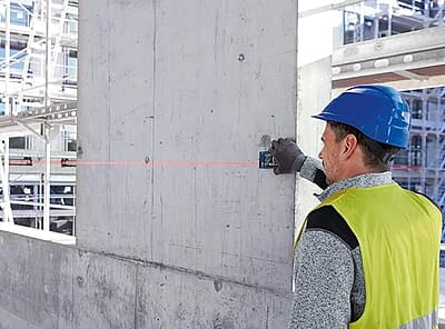 Bosch GLM 100-25 C 100 Meter Laser Distance Meter with Inbuilt Camera Bosch GLM 100-25 C 100 Meter Laser Distance Meter with Inbuilt Camera